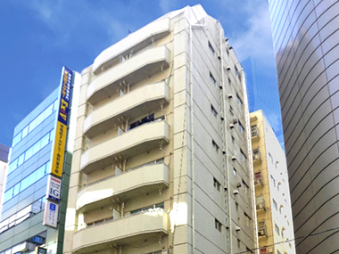 自習室しんじゅくは羽田ビルに入っています